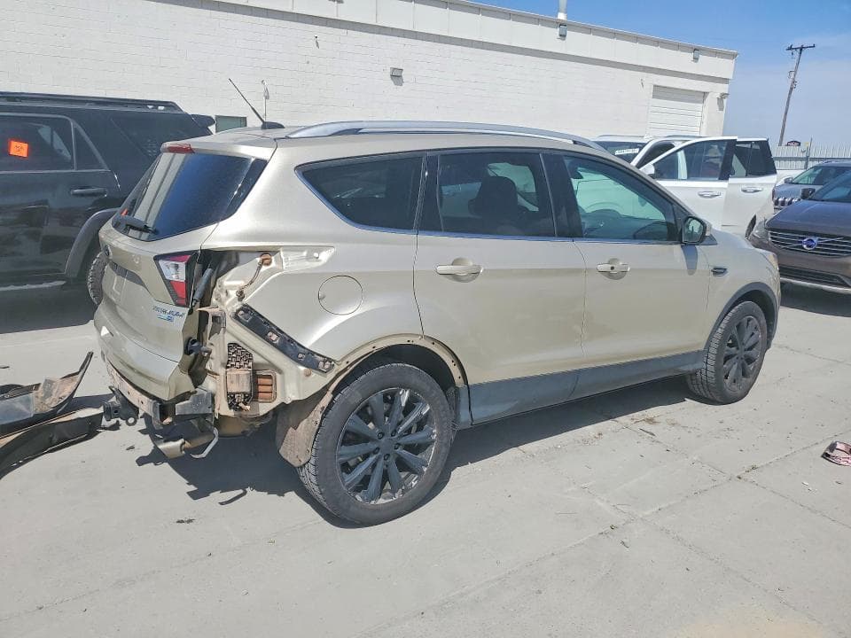 2017 FORD ESCAPE TITANIUM 3