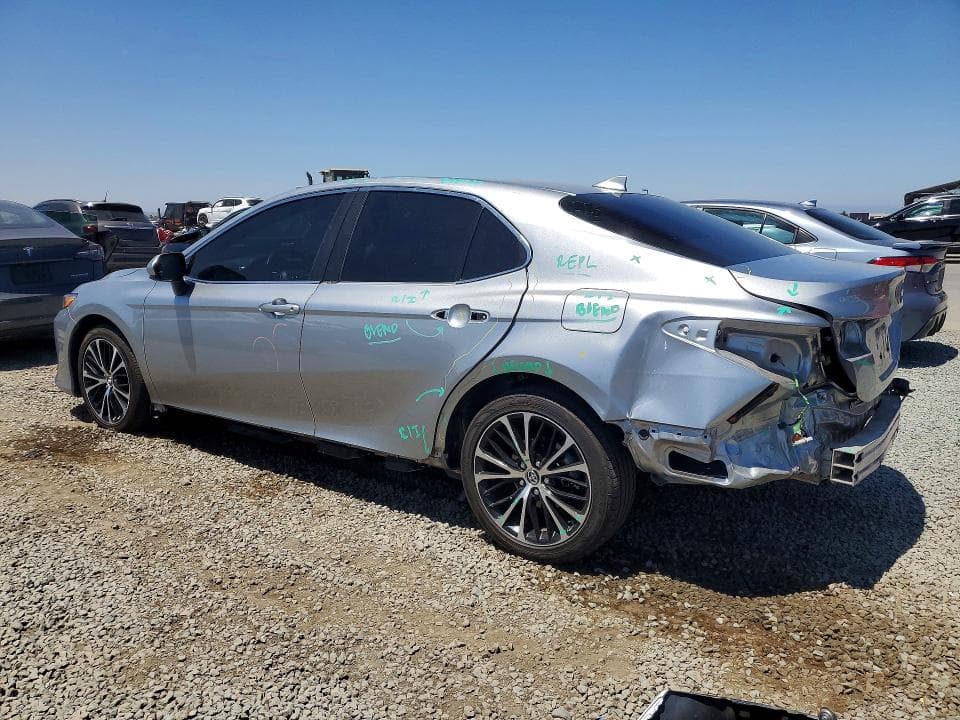2022 TOYOTA CAMRY LE 2
