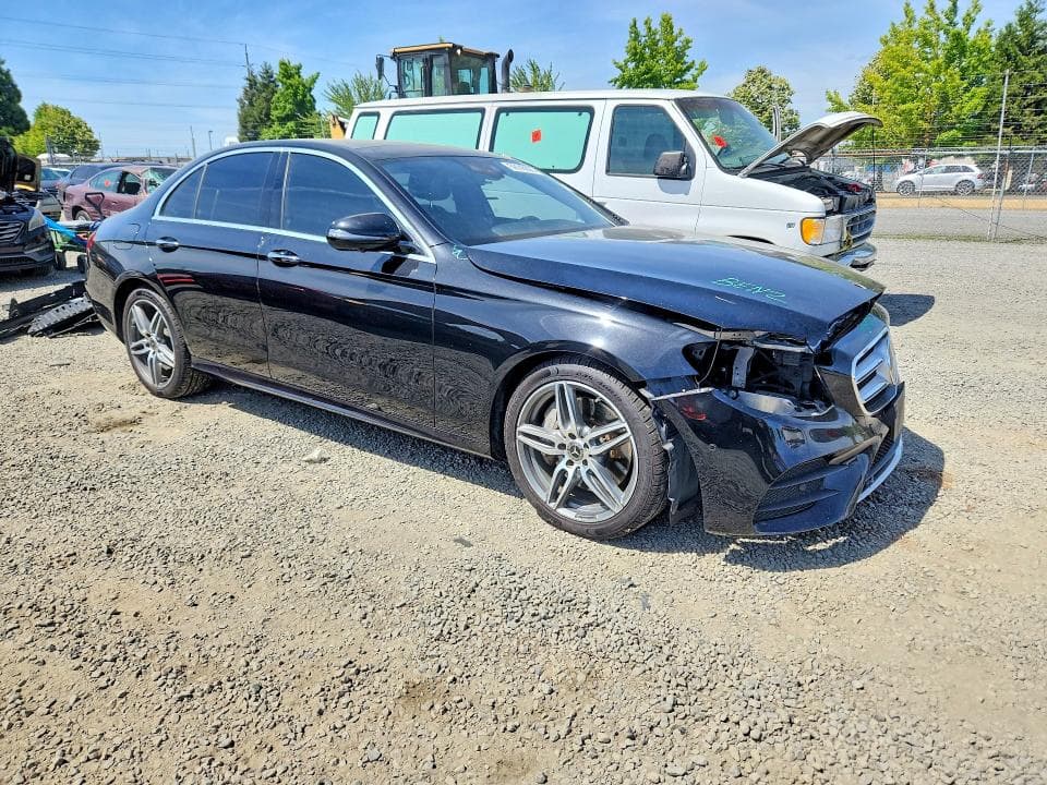2018 MERCEDES-BENZ E 300 4MATIC 4