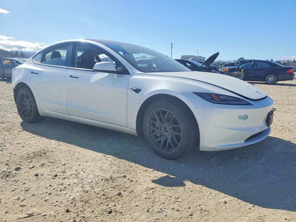 2025 TESLA MODEL 3 4