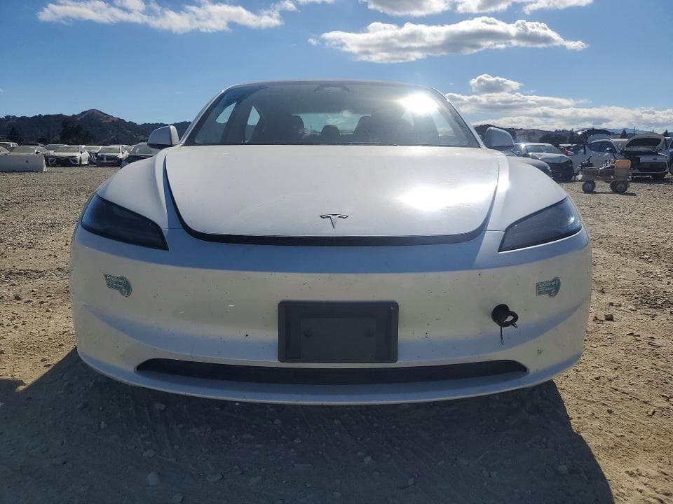 2025 TESLA MODEL 3 5