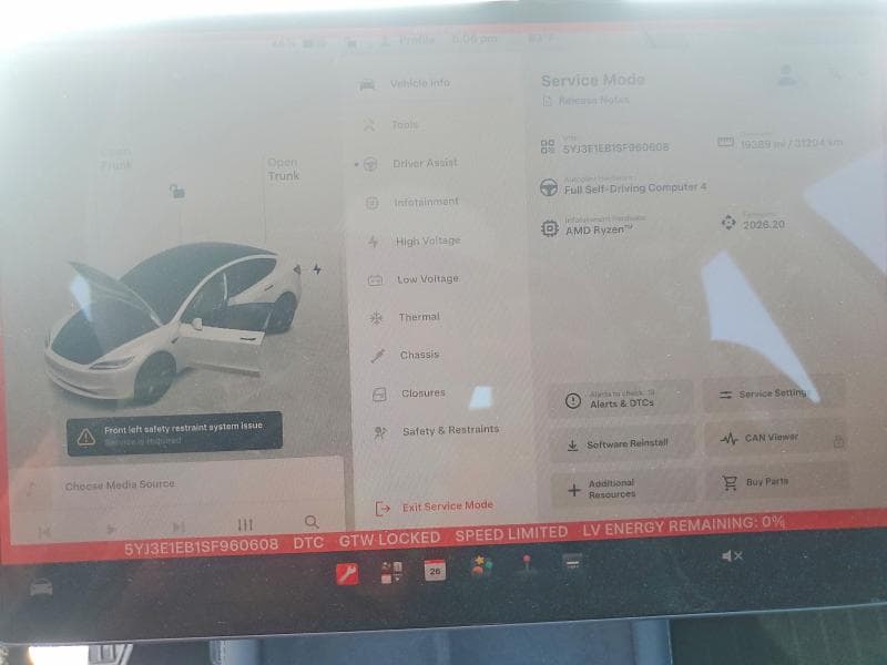 2025 TESLA MODEL 3 9