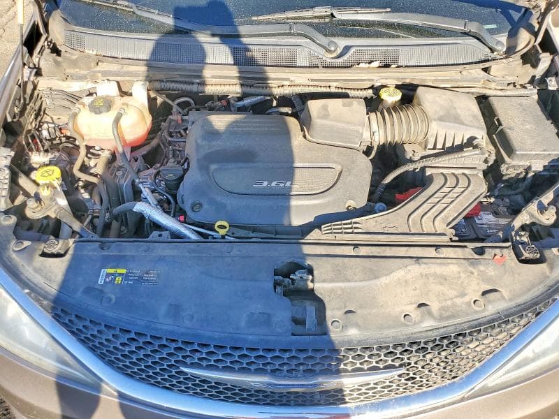 2017 CHRYSLER PACIFICA TOURING L PLUS 12