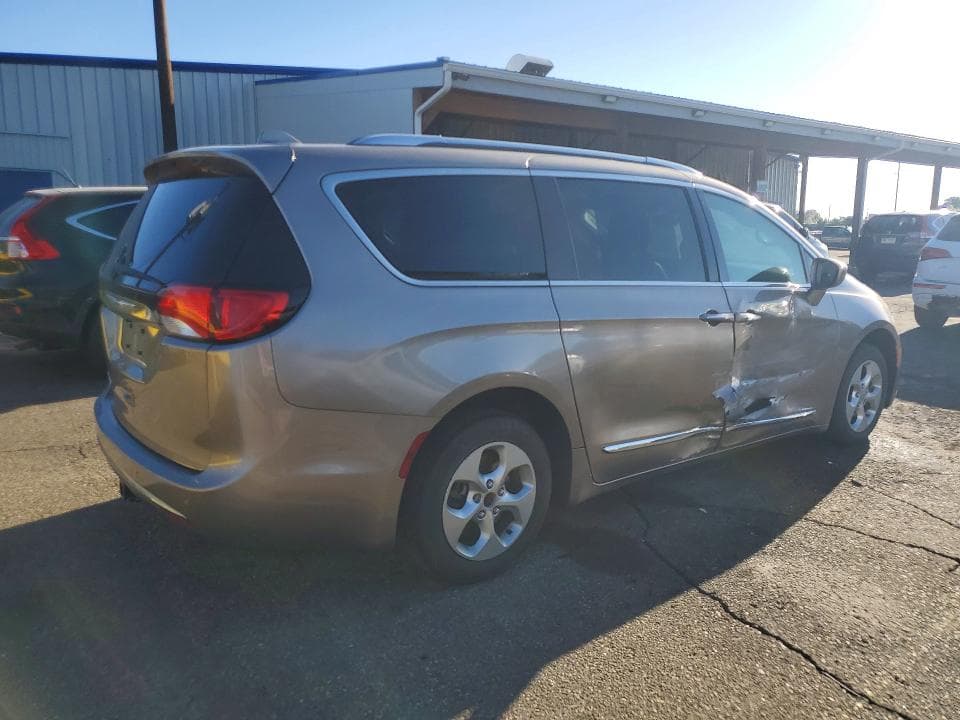 2017 CHRYSLER PACIFICA TOURING L PLUS 3