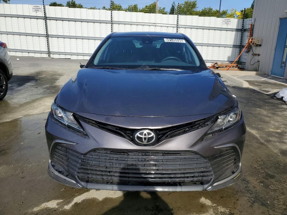 2022 TOYOTA CAMRY LE 5