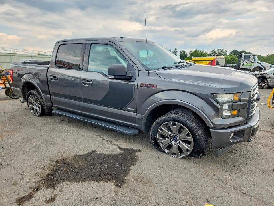 2017 FORD F150 SUPERCREW 4