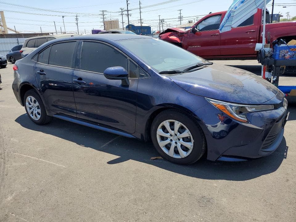 2026 TOYOTA COROLLA LE 4