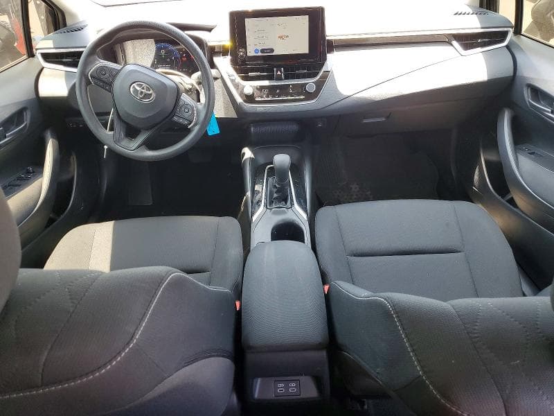 2026 TOYOTA COROLLA LE 8