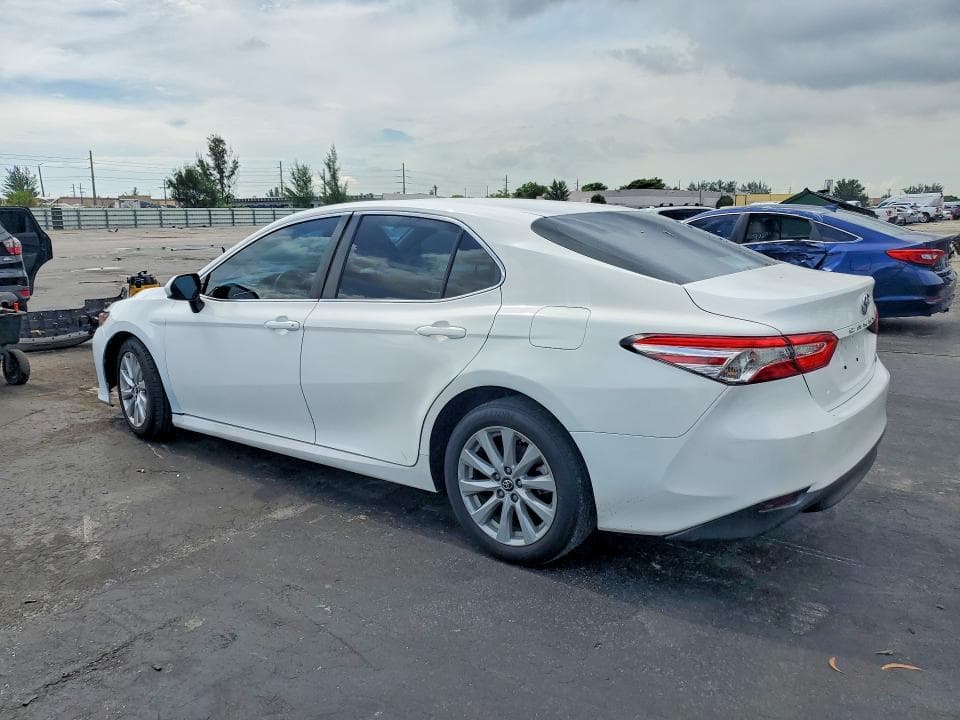 2018 TOYOTA CAMRY LE LE 2