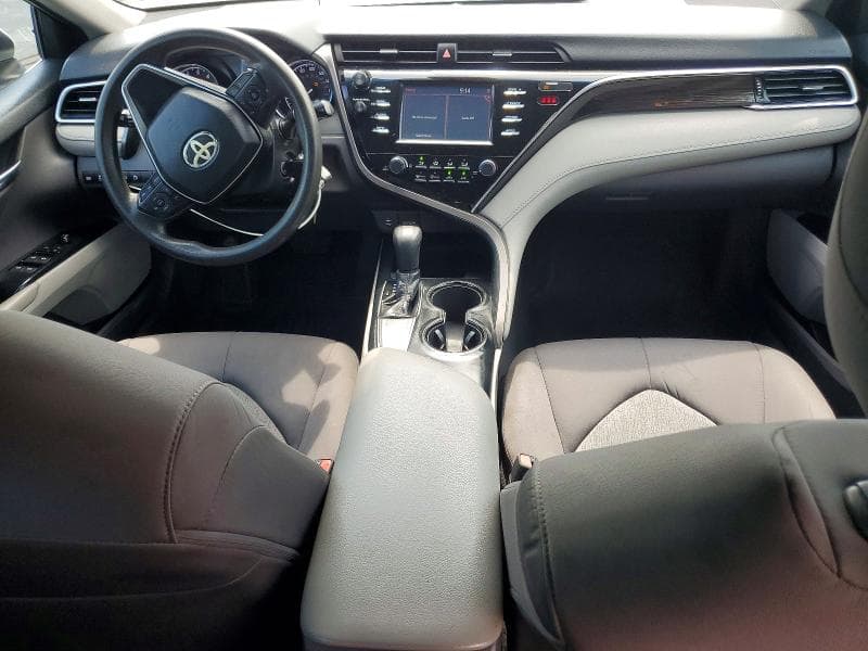 2018 TOYOTA CAMRY LE LE 8