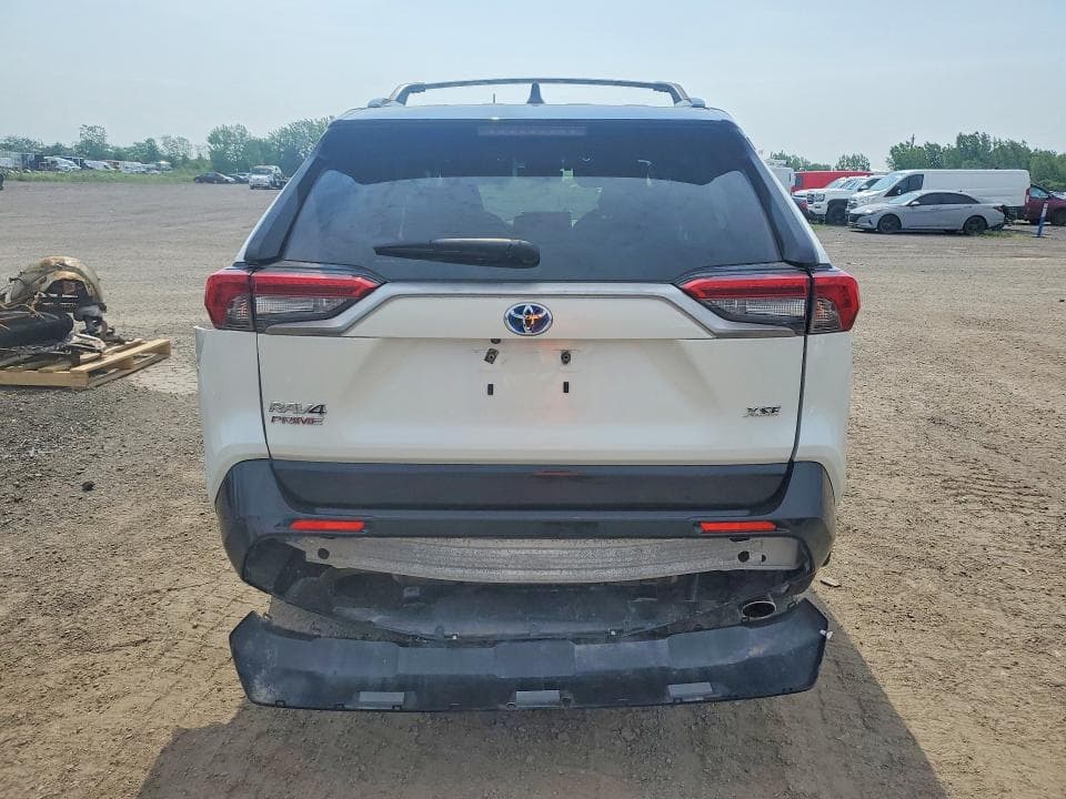 2021 TOYOTA RAV4 PRIME SE 6
