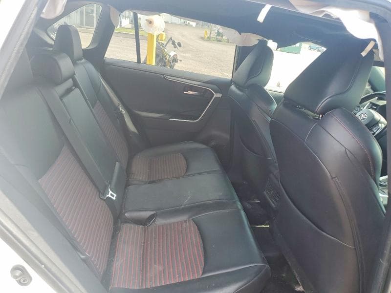 2021 TOYOTA RAV4 PRIME SE 10
