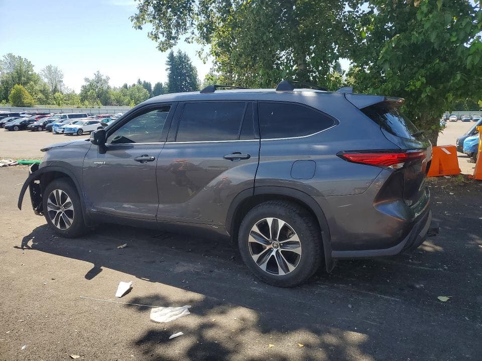 2020 TOYOTA HIGHLANDER HYBRID XLE 2