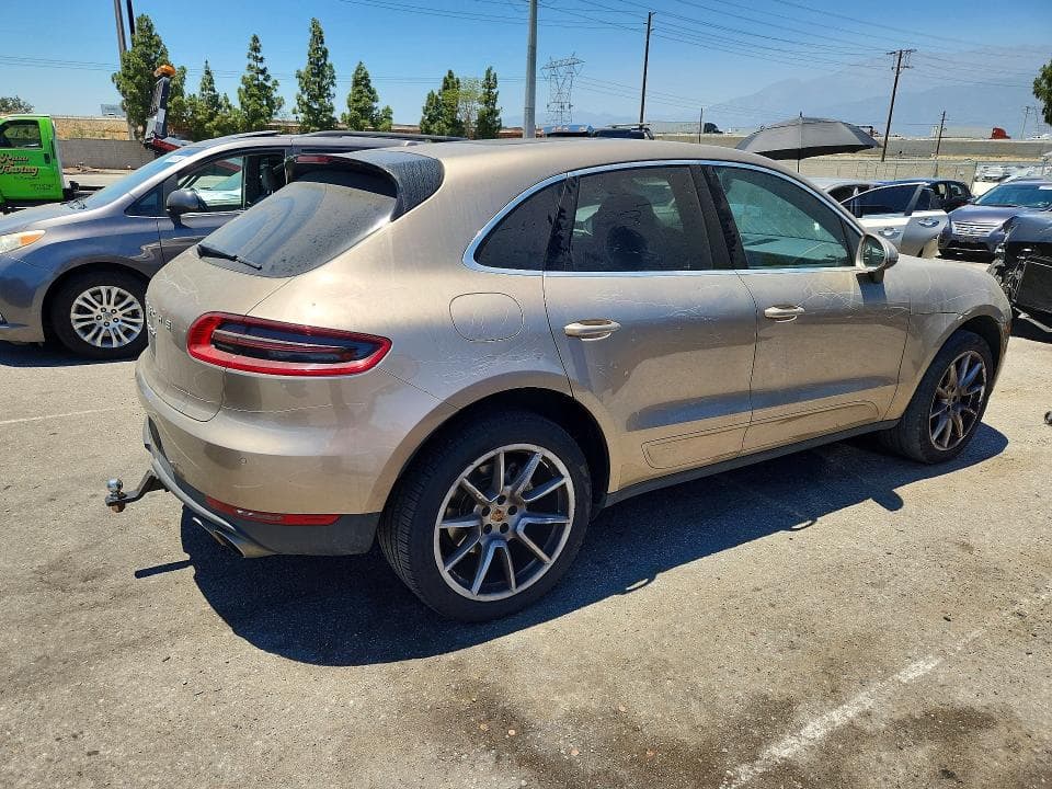 2017 PORSCHE MACAN S 3