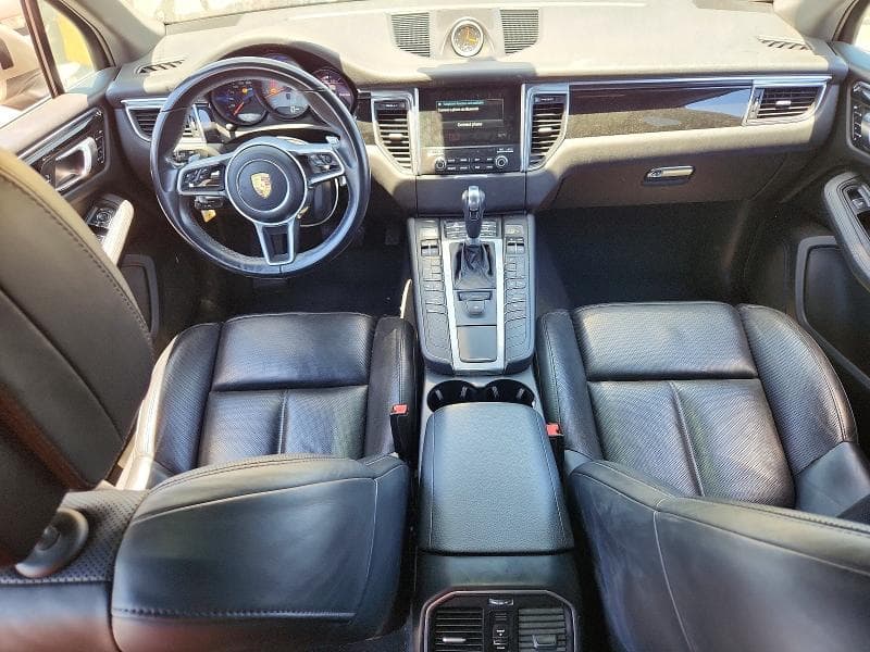 2017 PORSCHE MACAN S 8