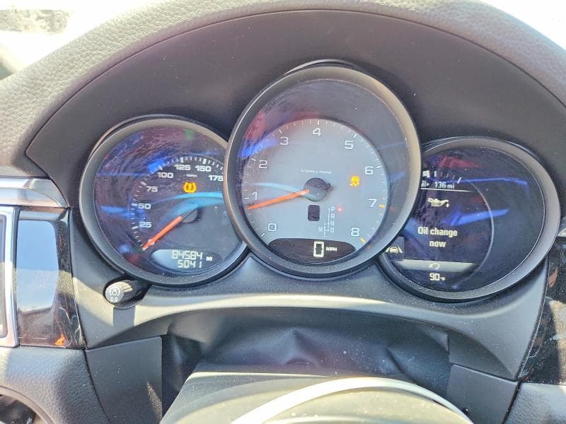 2017 PORSCHE MACAN S 9