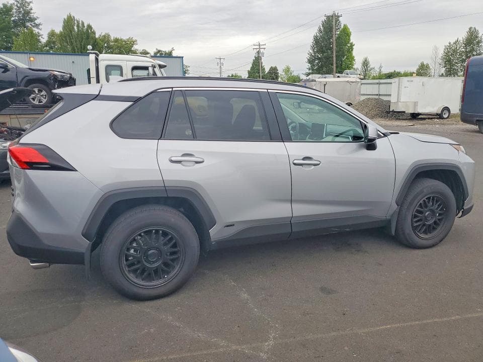 2024 TOYOTA RAV4 HYBRID XLE XLE 3
