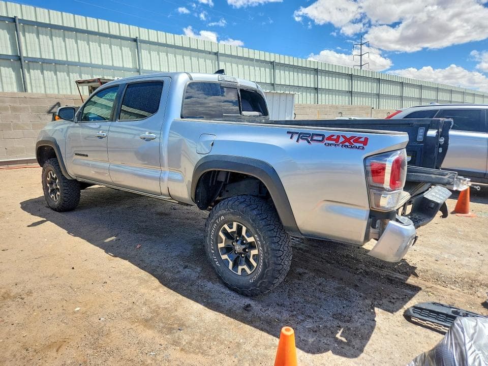 2022 TOYOTA TACOMA TRD OFF-ROAD 2