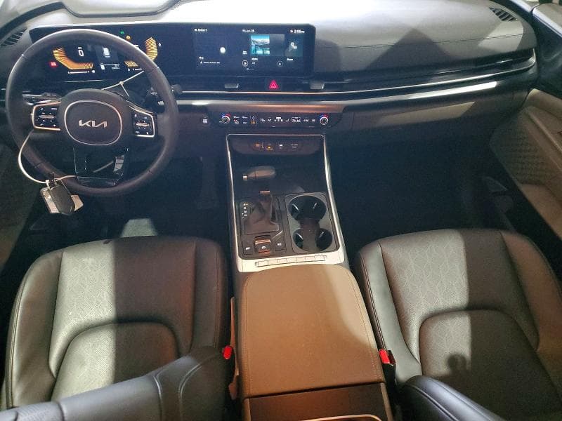 2025 KIA CARNIVAL LXS 8