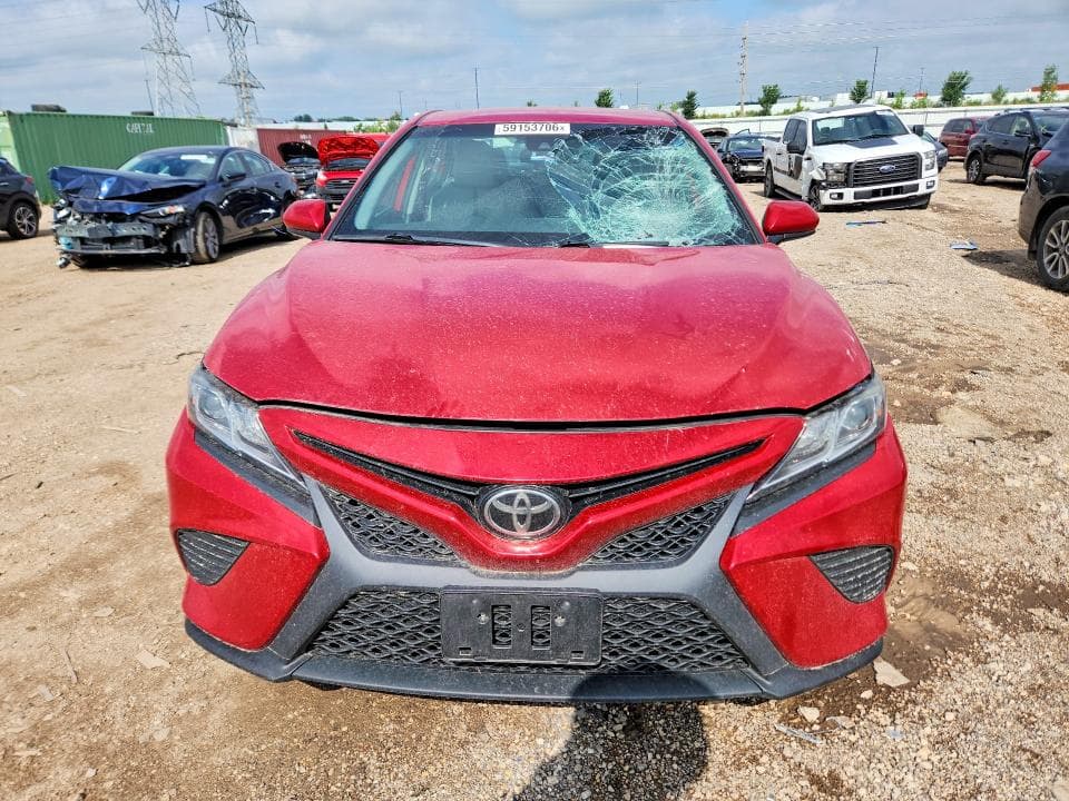 2020 TOYOTA CAMRY SE SE 5