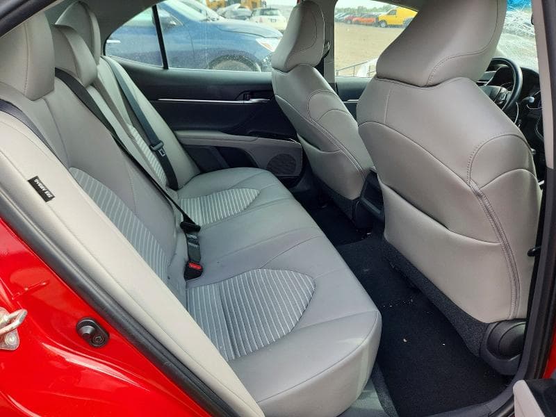 2020 TOYOTA CAMRY SE SE 10