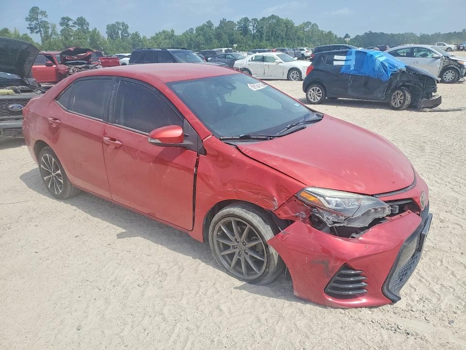 2017 TOYOTA COROLLA SE 4