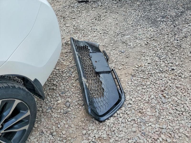 2018 TOYOTA COROLLA SE 12