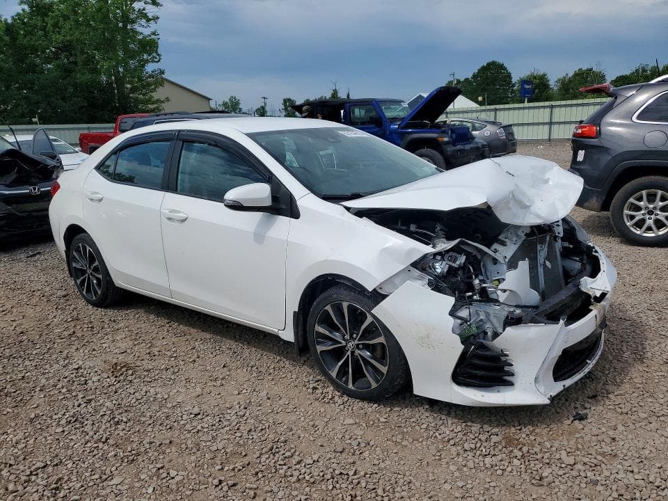 2018 TOYOTA COROLLA SE 4
