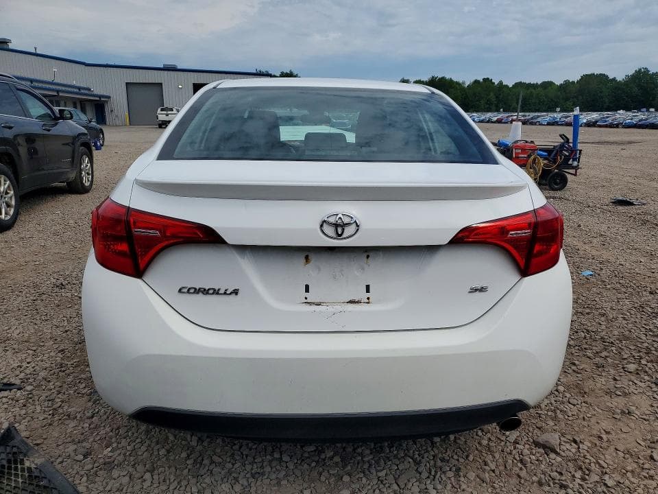 2018 TOYOTA COROLLA SE 6