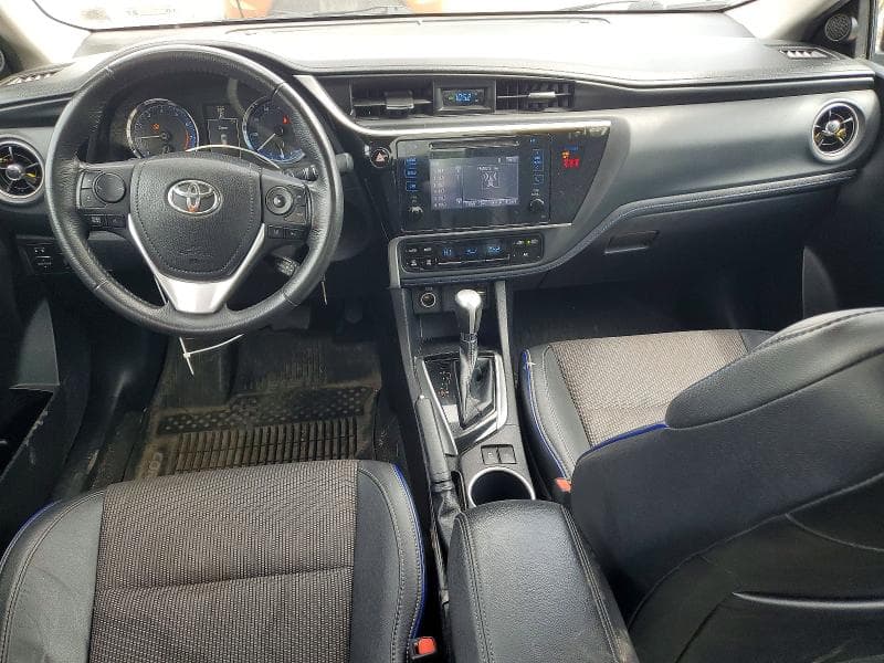 2018 TOYOTA COROLLA SE 8