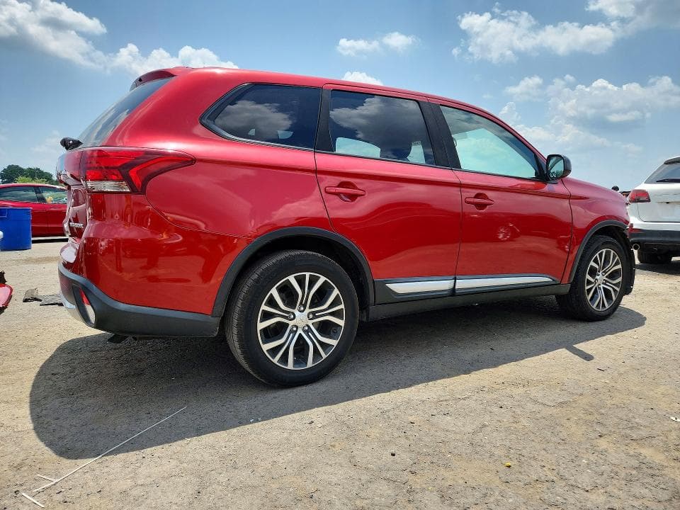 2018 MITSUBISHI OUTLANDER SE 3