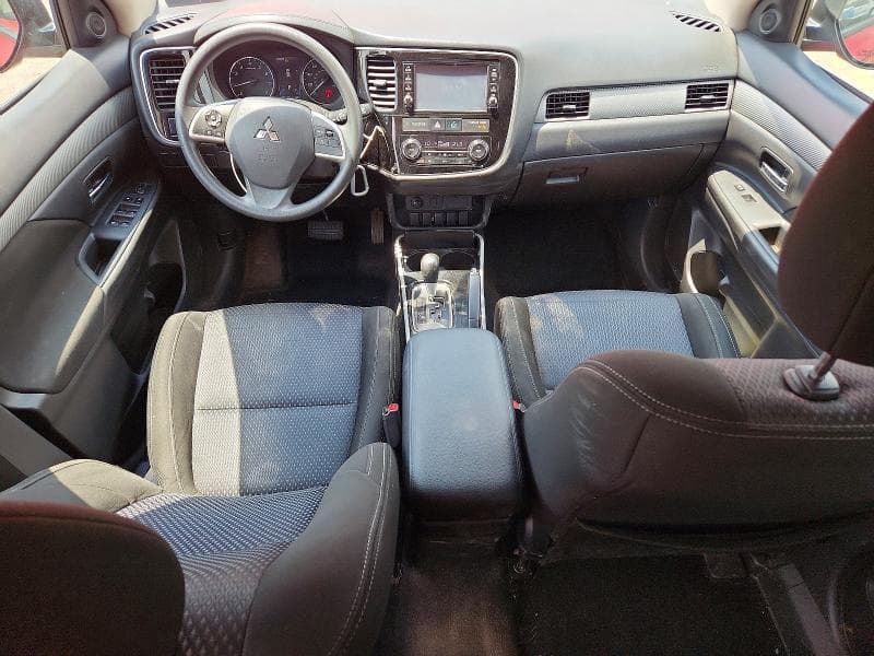 2018 MITSUBISHI OUTLANDER SE 8