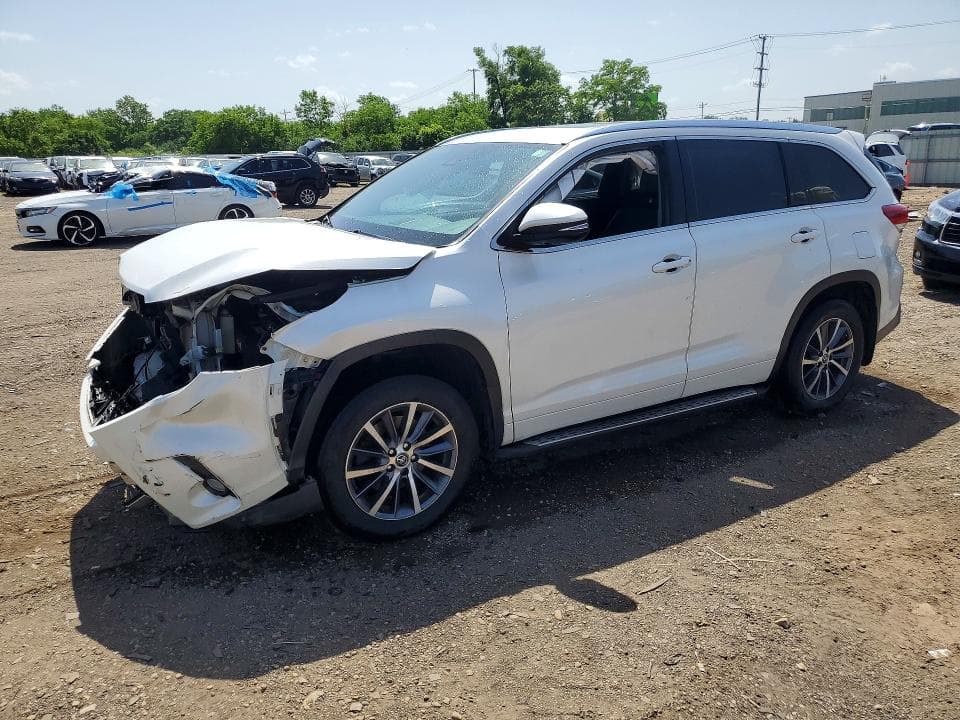 2018 TOYOTA HIGHLANDER LIMITED - 1