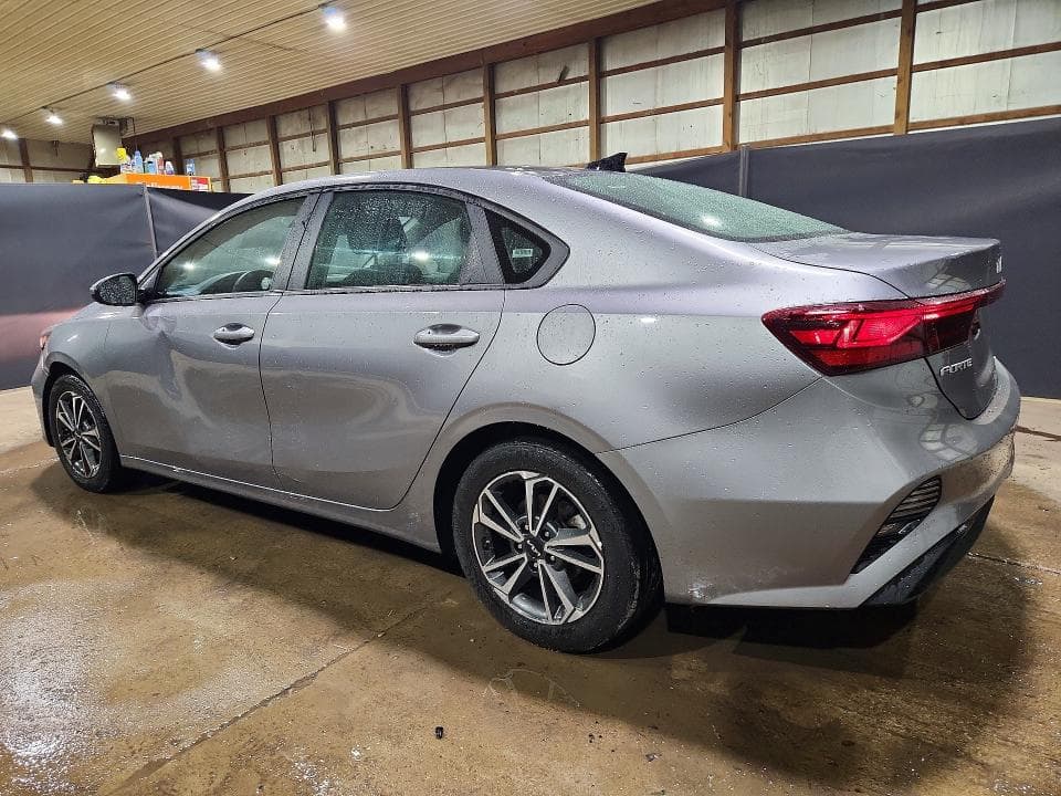 2024 KIA FORTE LXS 2