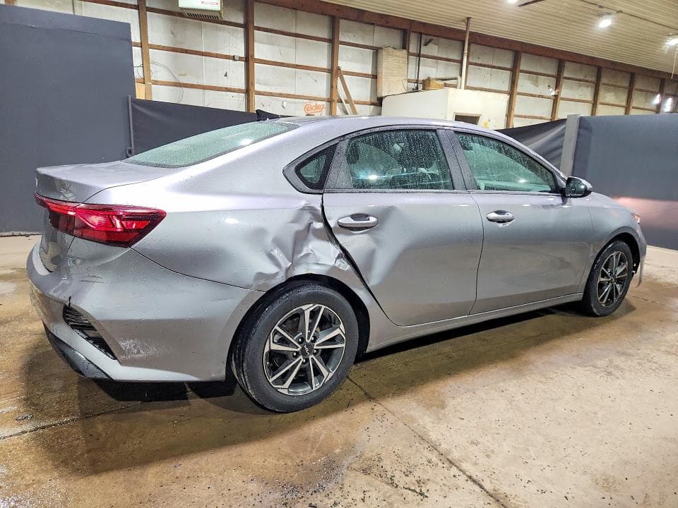 2024 KIA FORTE LXS 3