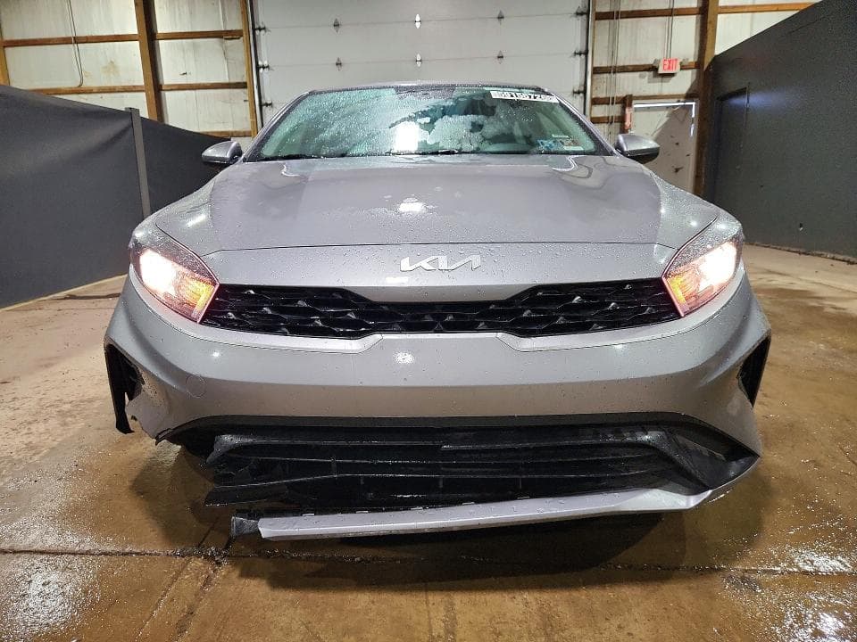 2024 KIA FORTE LXS 5