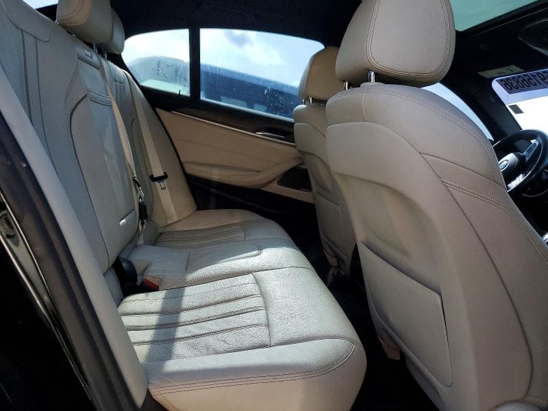 2019 BMW 540 I 10