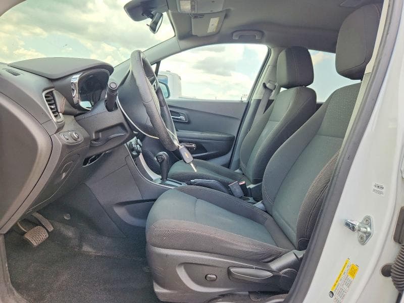 2022 CHEVROLET TRAX LS 7