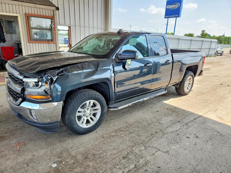 2018 CHEVROLET SILVERADO K1500 LT - 1