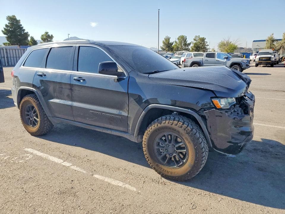 2018 JEEP GRAND CHEROKEE LAREDO 4