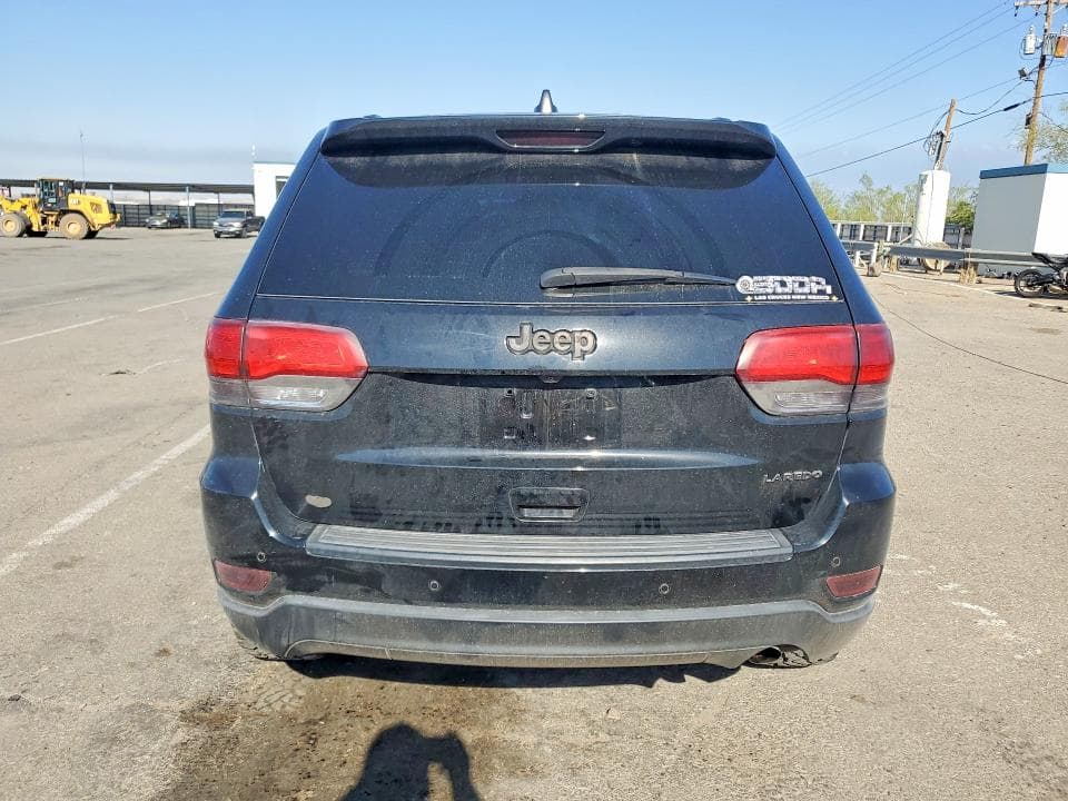 2018 JEEP GRAND CHEROKEE LAREDO 6