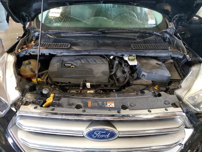 2017 FORD ESCAPE SE 12