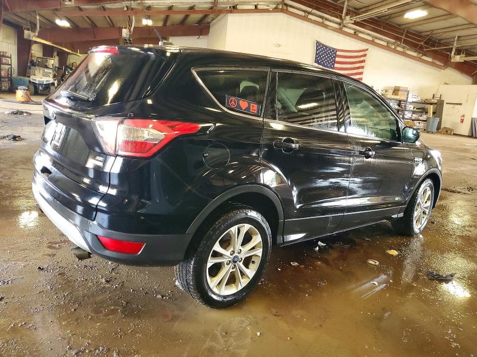 2017 FORD ESCAPE SE 3