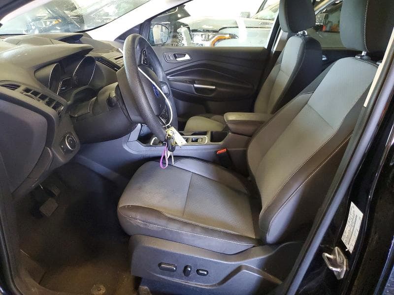 2017 FORD ESCAPE SE 7