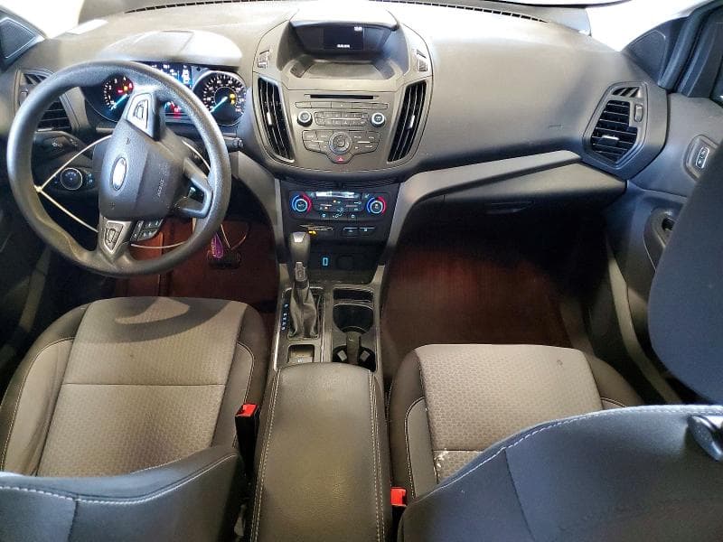 2017 FORD ESCAPE SE 8