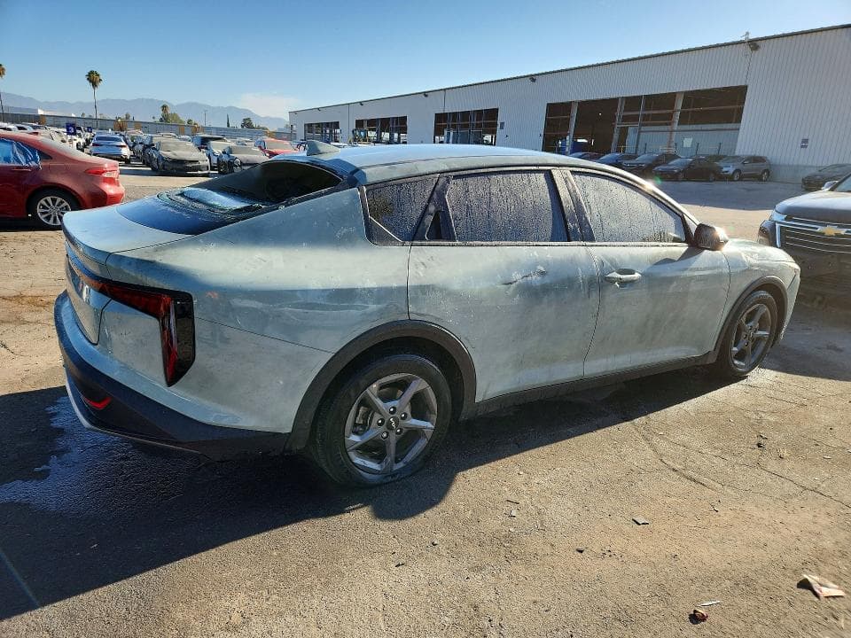 2025 KIA K4 LXS 3