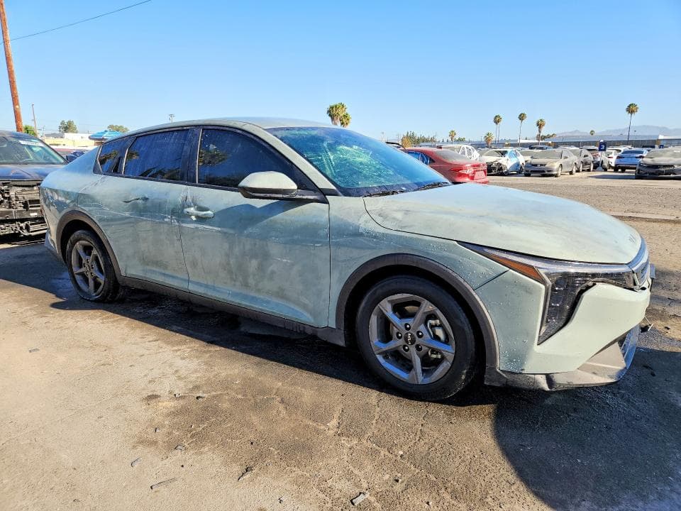 2025 KIA K4 LXS 4