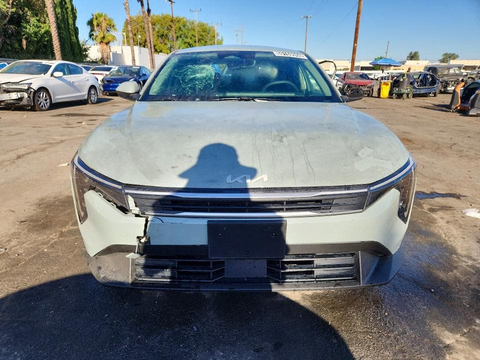 2025 KIA K4 LXS 5