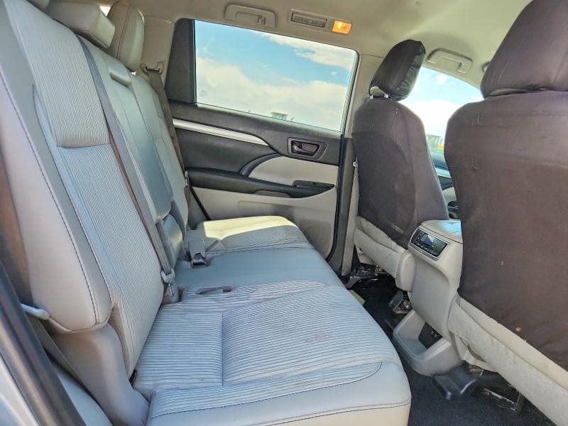 2019 TOYOTA HIGHLANDER LE PLUS 11