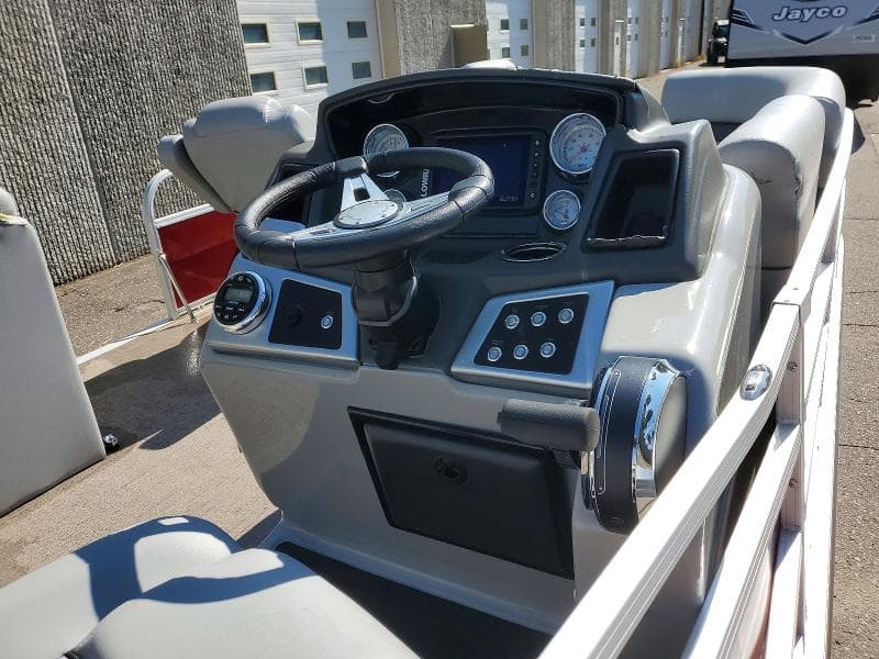2021 LAND ROVER BOAT TRAIL 8